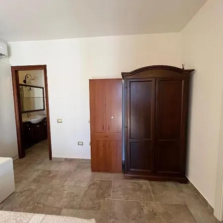 Апартаменти Attico Via Roma *