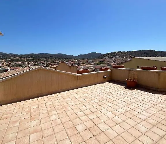 Attico Via Roma Apartamento